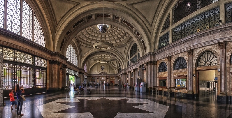 Estação ferroviária de Madri, na Espanha